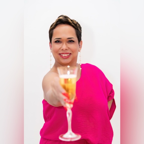 Meet your seller/buyer - Picture 1 of 12